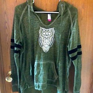 Green No Boundaries Owl Thin Hoodie